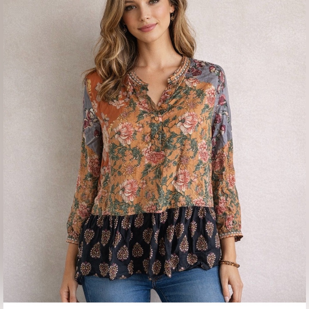 Feathers by Tolani Printed Top
